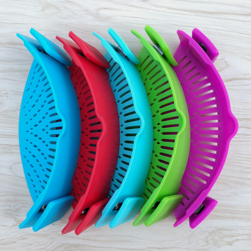 Clip-on Silicone Pot Strainer