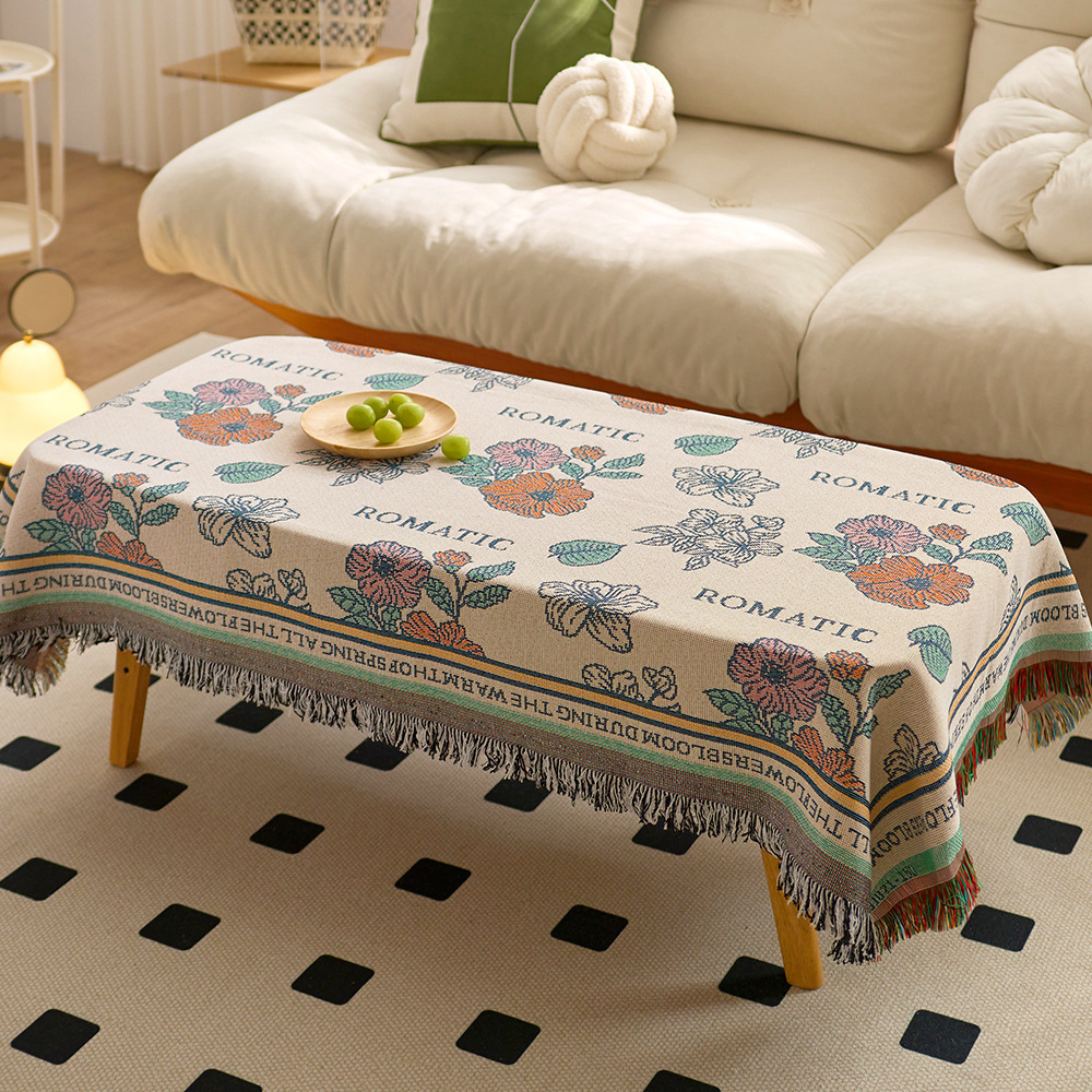 Floral Jacquard Tablecloth 90x150cm, Fringed Coffee Table Cover for Christmas Party
